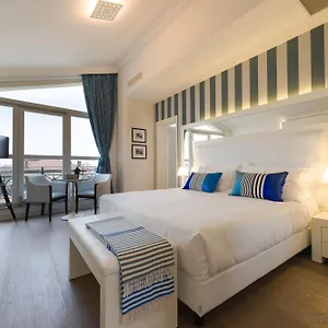 https://palazzo-bezzi-ravenna.emilia-romagnahotels.net