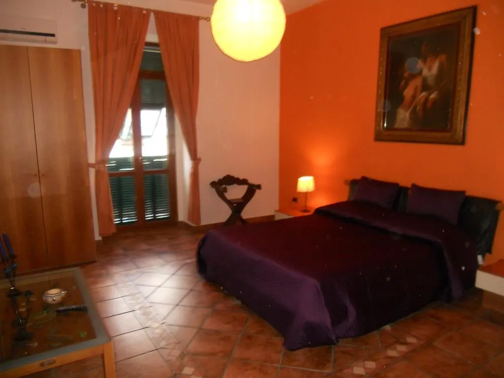 Alojamento de Acomodação e Pequeno-almoço B&B Casa Tua Nápoles