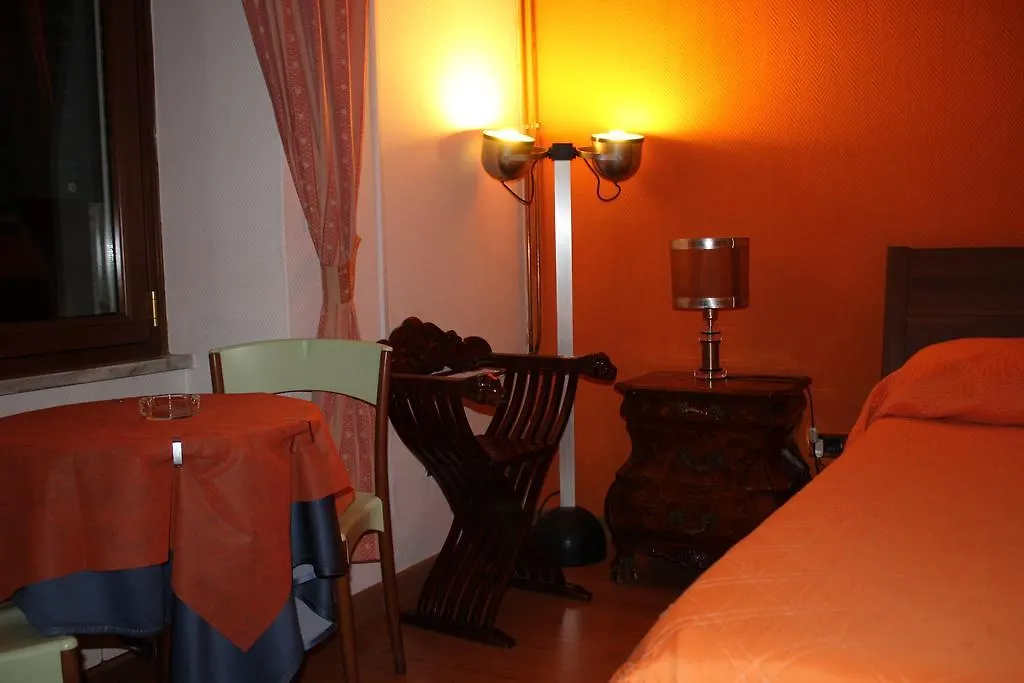 Alojamento de Acomodação e Pequeno-almoço B&B Casa Tua Nápoles